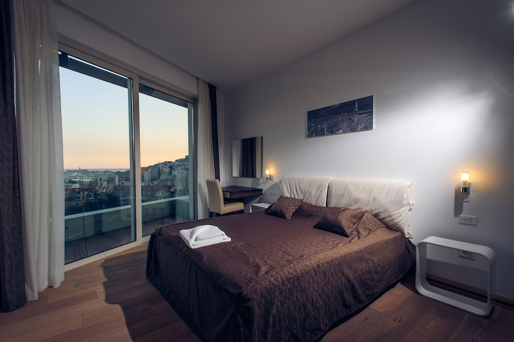 Deluxe Apartment, 1 Bedroom, Terrace, Sea View