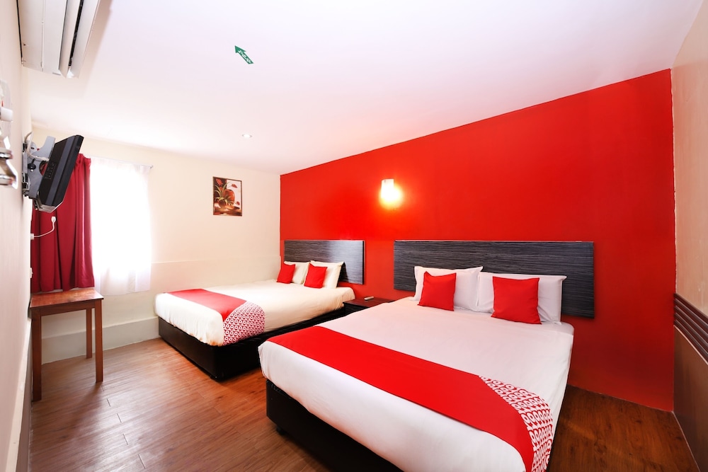 Deluxe Triple Room photo 1