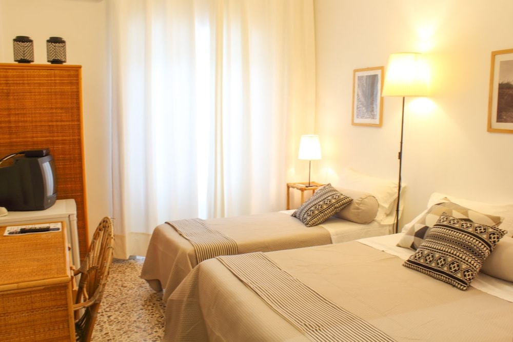 Triple Room photo 2