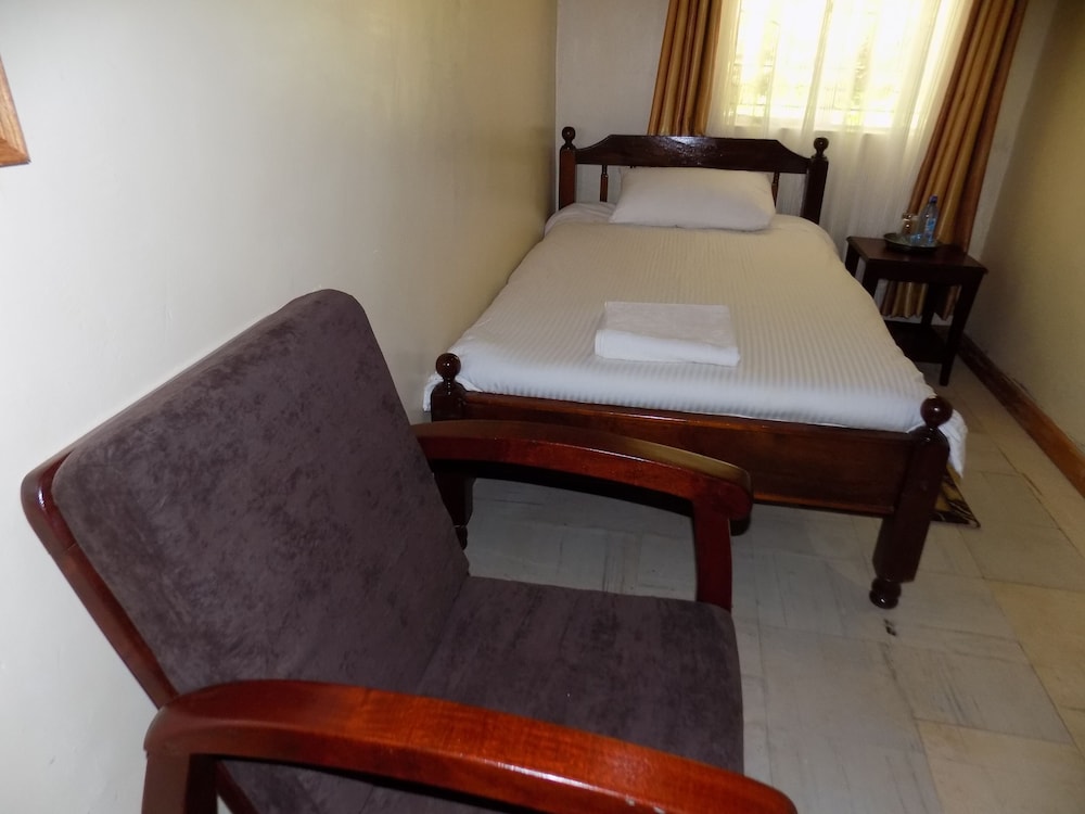 Standard Single Room, 1 Twin Bed, Private Bathroom photo 2