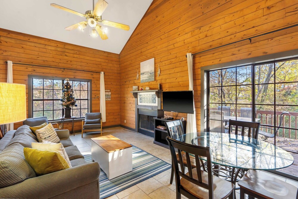 Cabin, Multiple Beds, Patio, Garden View (Rustic Shore Cabin)