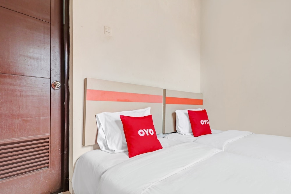 Standard Twin Room photo 2