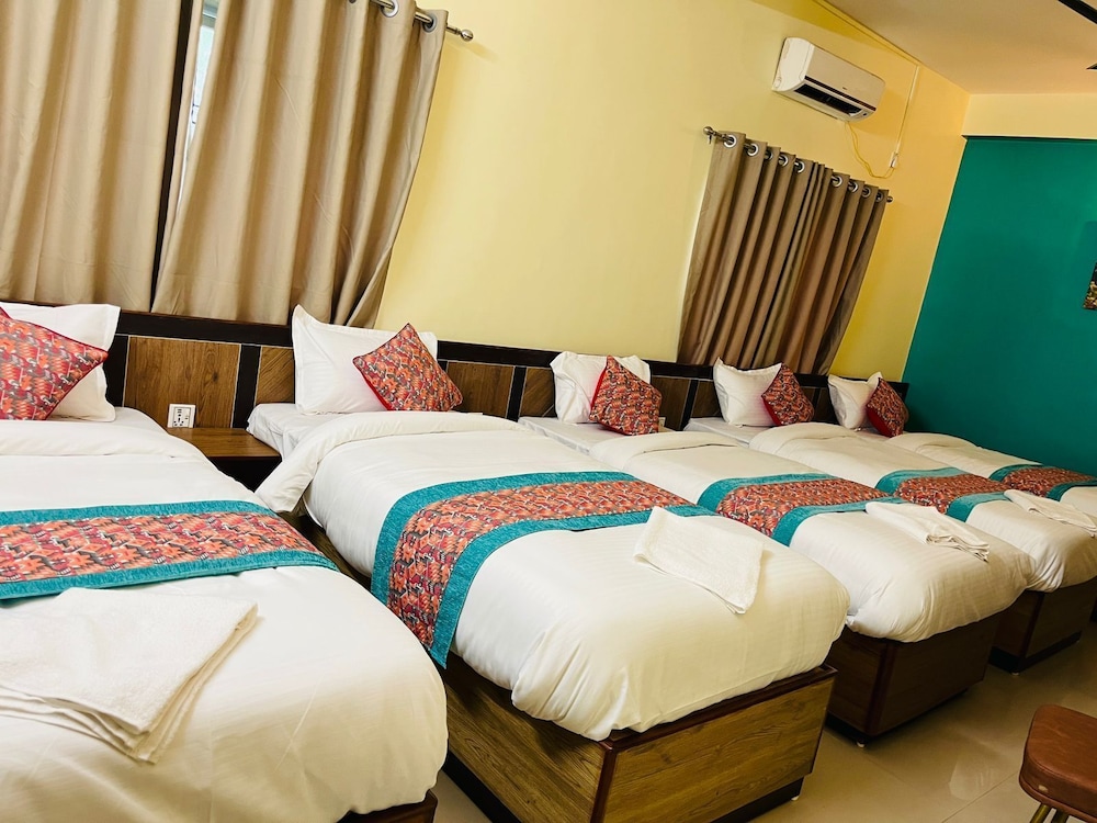 Deluxe Twin Room photo 1