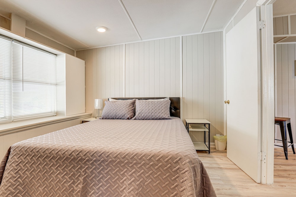 House (2 Bedrooms) photo 1