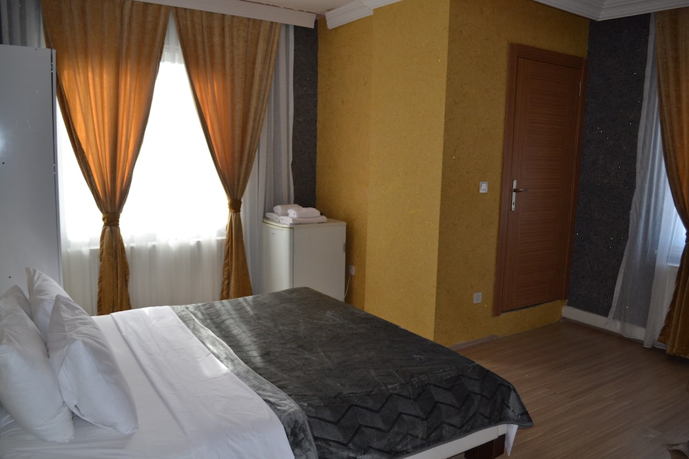 Deluxe Studio Suite, 1 Bedroom photo 1