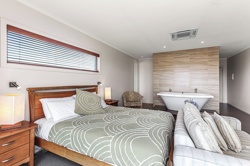 Bridge Suite photo 2