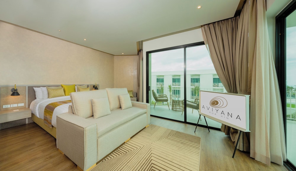 2 Bedroom Ocean View Suite - Photo 1