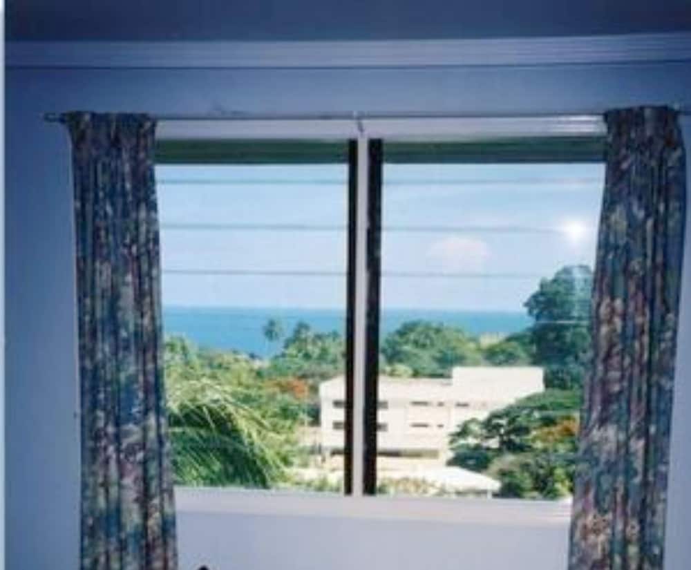 Seaview Room - Photo 5