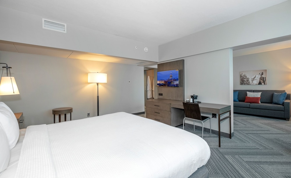 King Suite - Photo 1