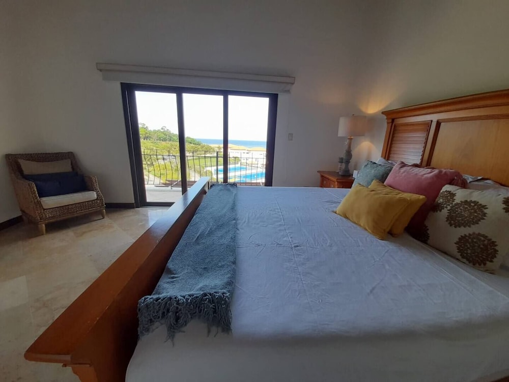 Villa, 3 Bedrooms, Ocean View (1105)