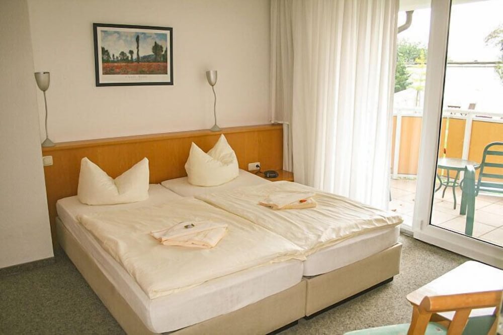 Apartment with 2 Rooms and Balcony photo 1