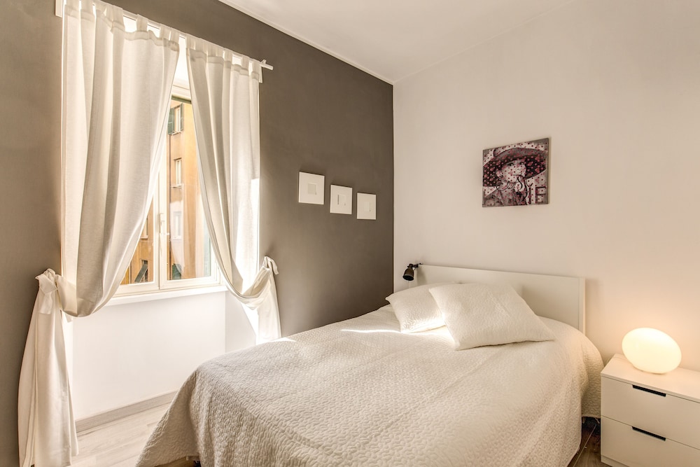 Basic Room (via Gallia 96) photo 3
