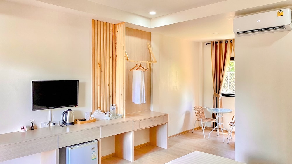 Deluxe Twin Room photo 1