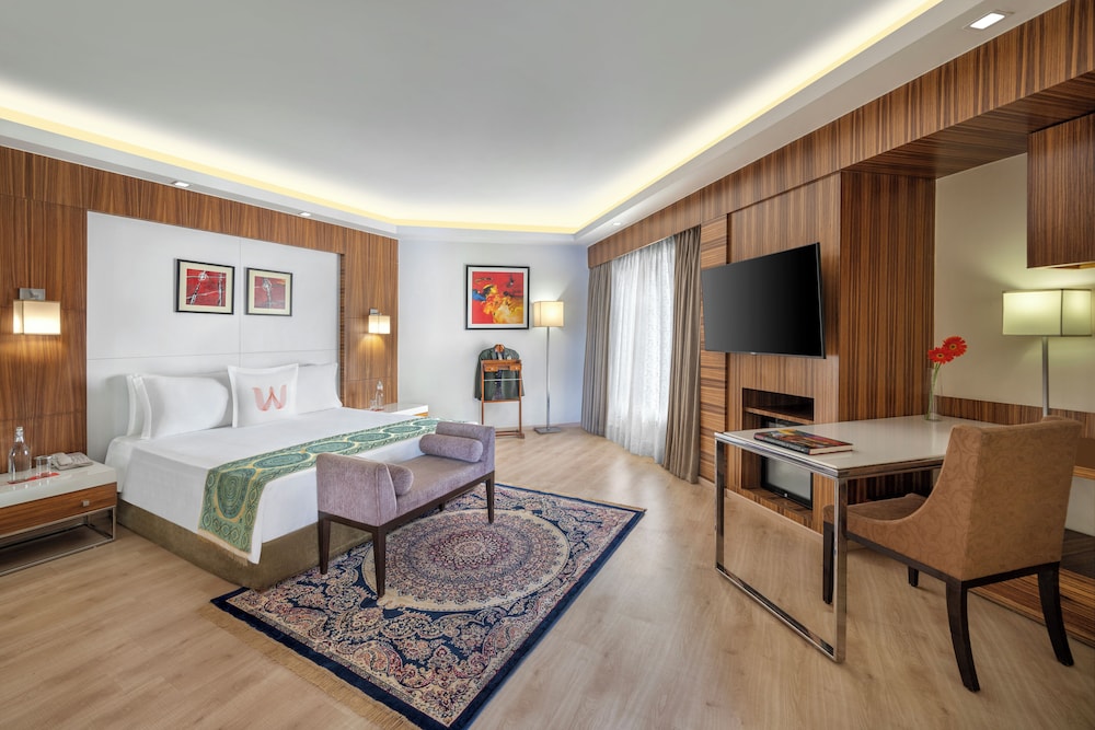 Suite, 1 King Bed, Garden View (Presidential Suite) photo 3