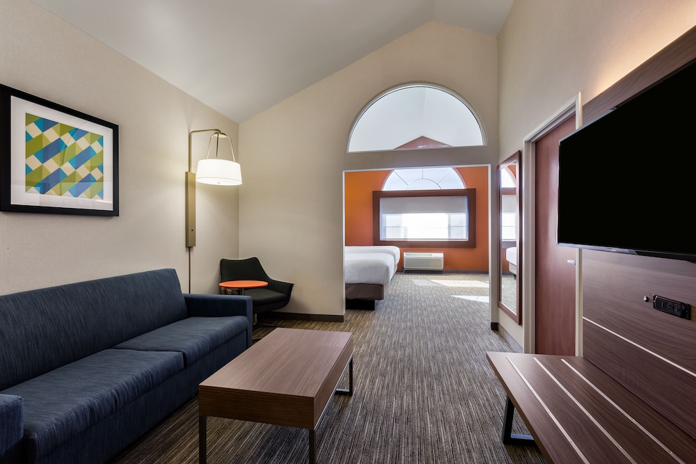 Standard Room, 1 King Bed with Sofa bed