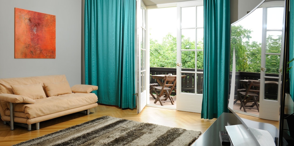 Weingartenzimmer Deluxe photo 3