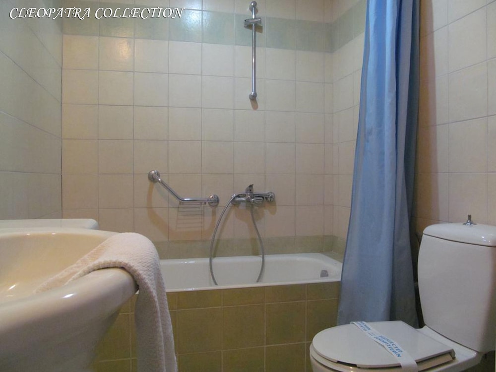 Superior Double or Twin Room photo 2