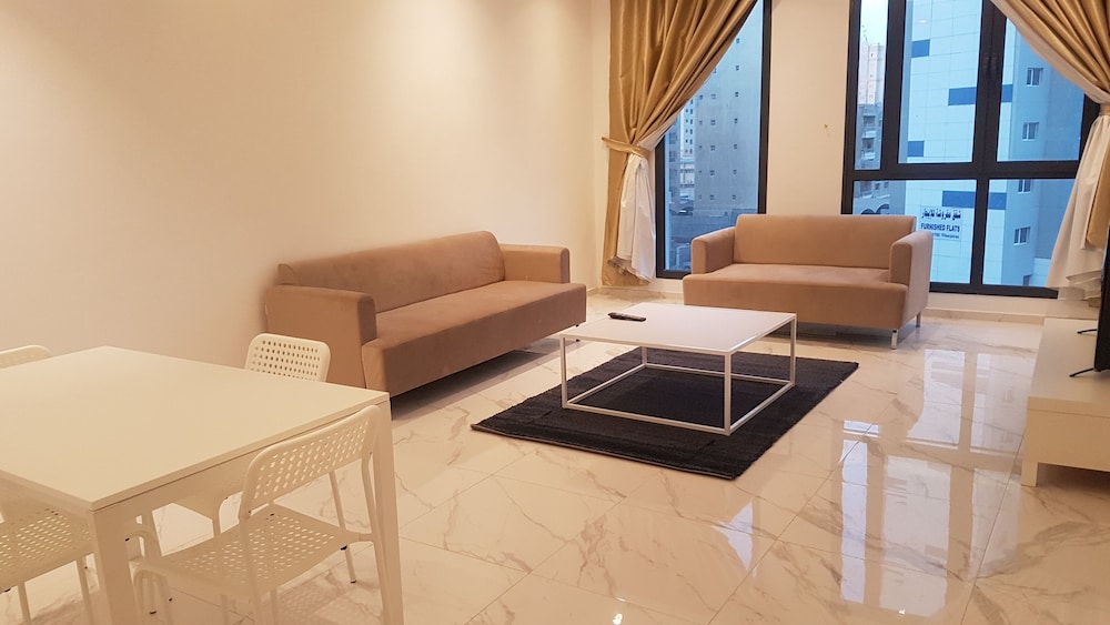 Apartment, 2 Bedrooms, Smoking, Partial Ocean View