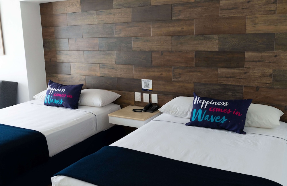 Junior Room, Balcony, Sea View - Photo 3