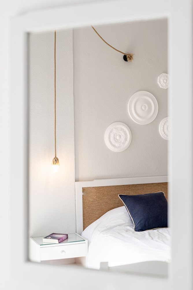 Classic Double or Twin Room, Garden View - Photo 9