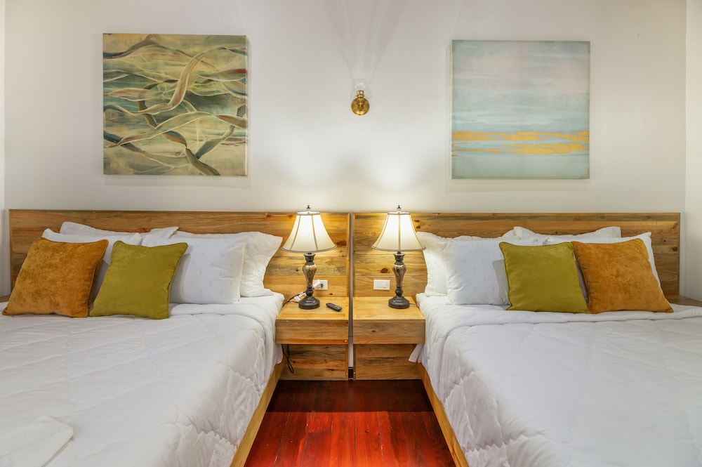 Double Room with Garden View - Photo 8