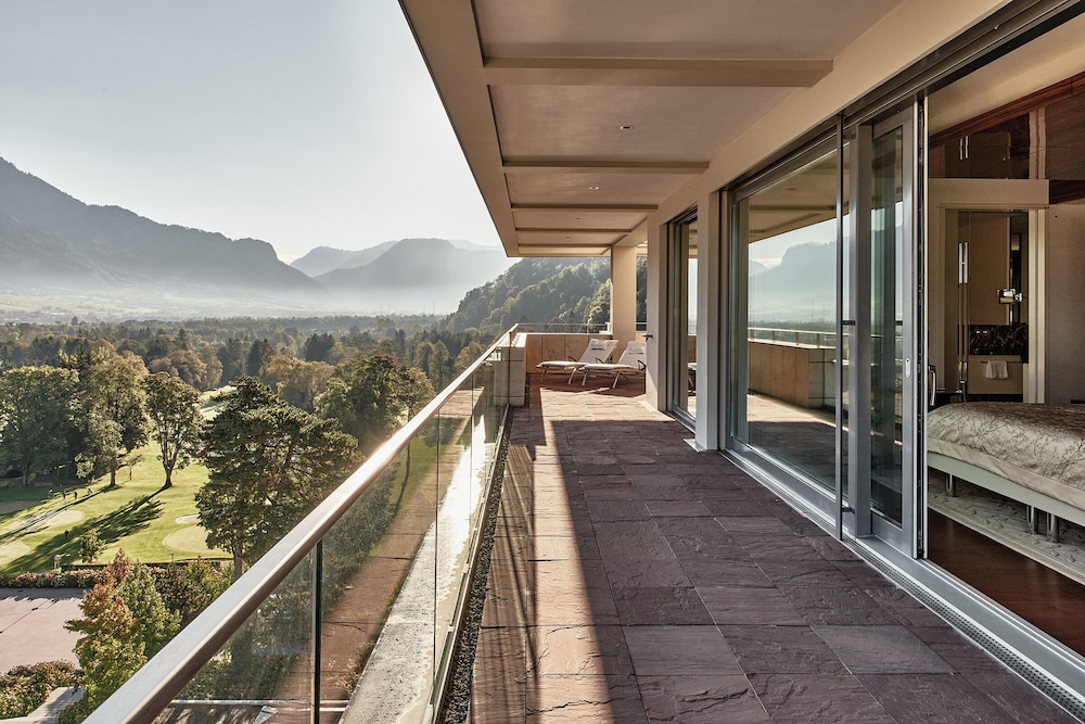 Suite (Penthouse) photo 1