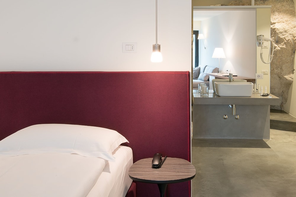 Junior Suite, Garden View - Photo 2