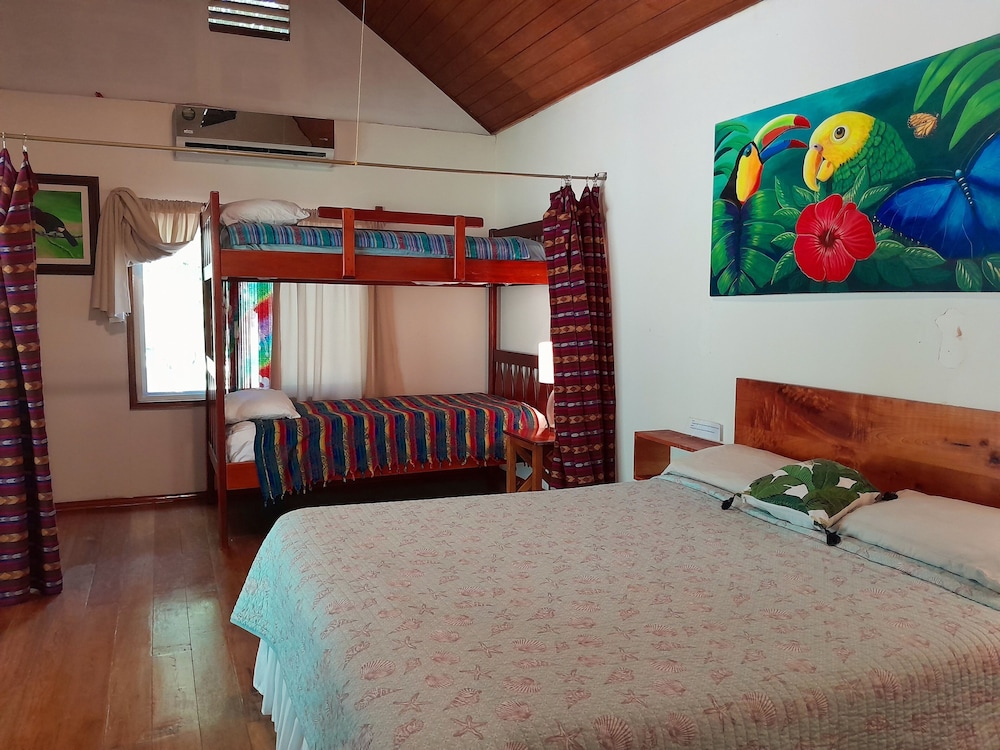 Romantic Cabin, 1 Bedroom, Garden View, Garden Area photo 3