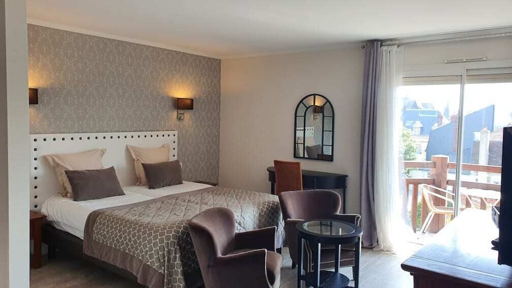 Superior Room - Photo 5