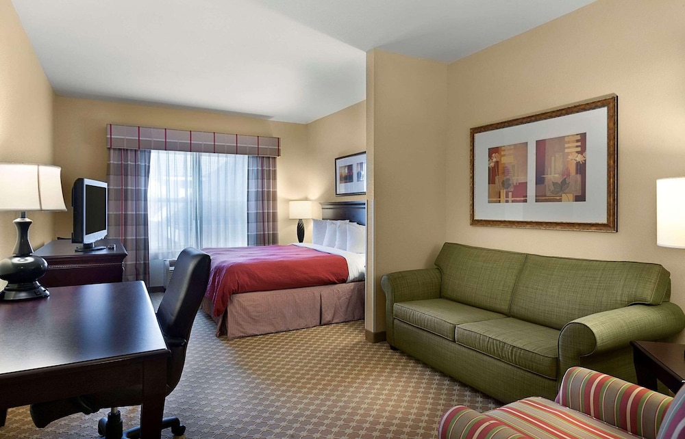 Suite, Non Smoking (1 King Bed) - Photo 5