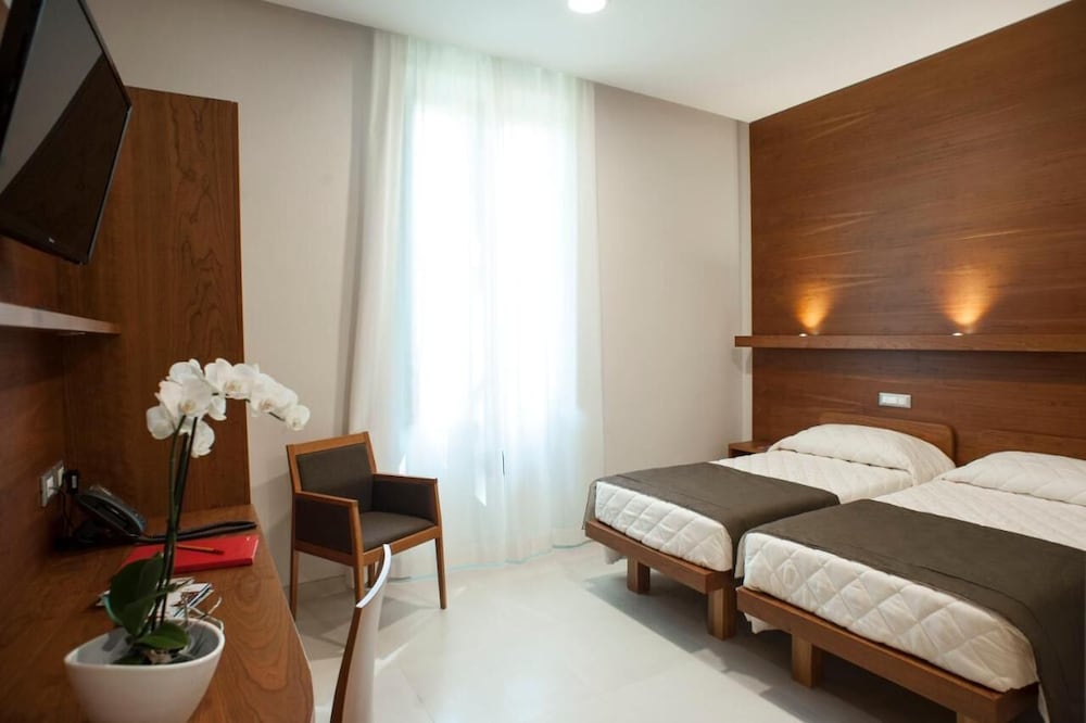 Double Room with Park View photo 3