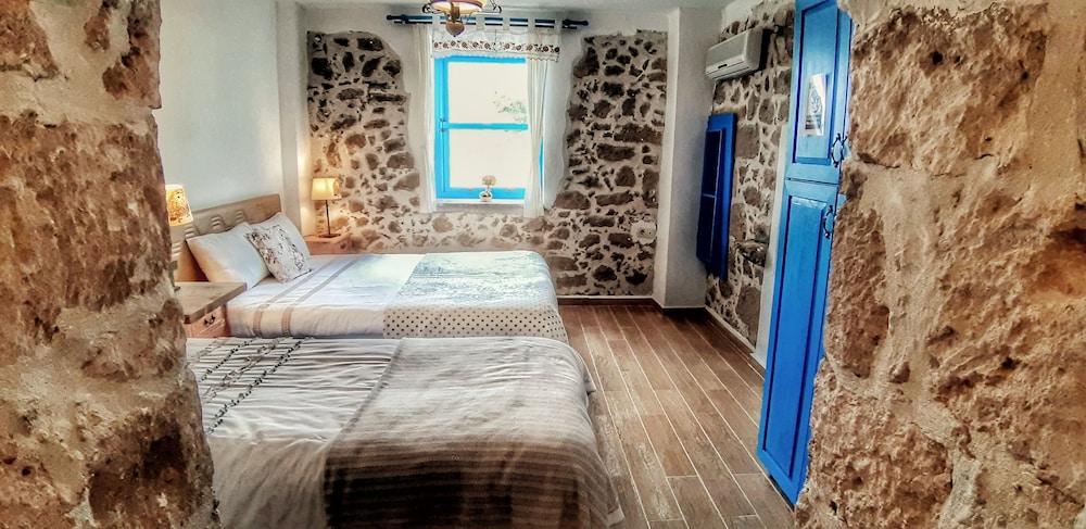 Triple Room (Large) photo 1