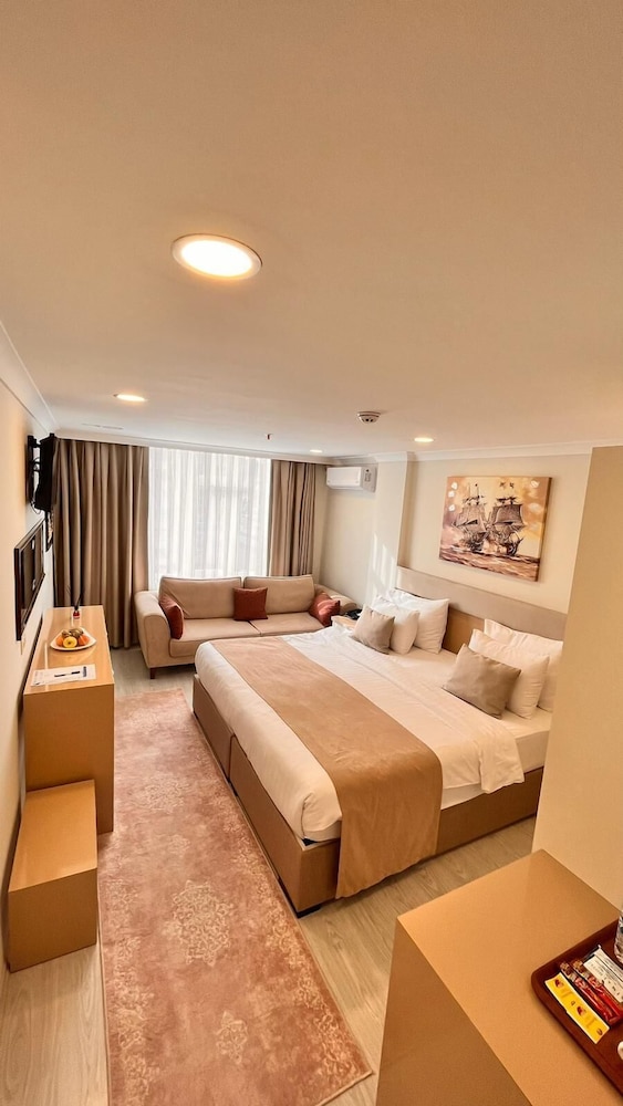 Deluxe Room - Photo 4