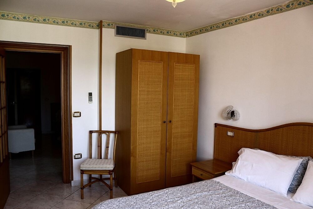 Double or Twin Room photo 2
