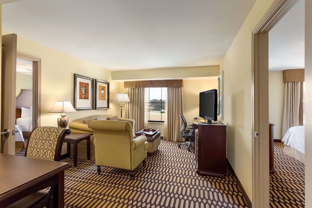Suite, Multiple Beds, Non Smoking - Photo 4