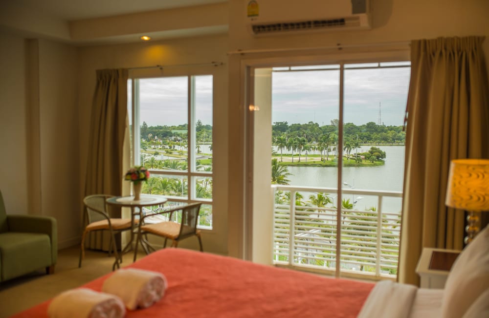 Deluxe Room - Photo 4