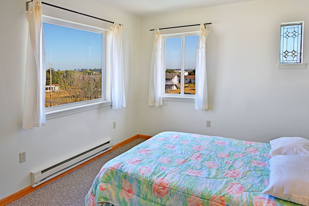 Condo, 2 Bedrooms, Kitchen, Beach View photo 2