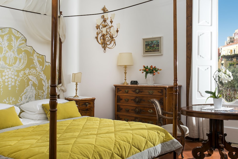 Deluxe Double or Twin Room, Balcony, Sea View - Photo 2