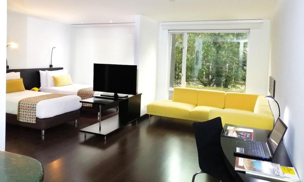 Suite, Multiple Beds