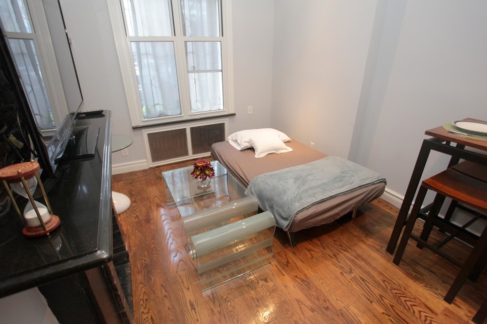 Apartment, 1 Bedroom photo 2