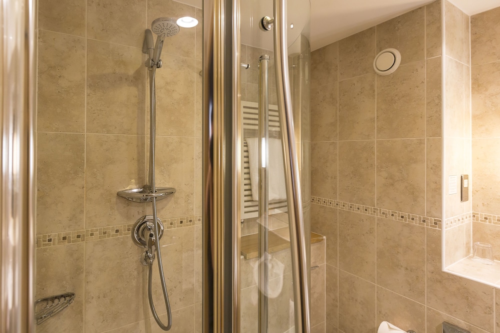 Superior Twin Room - Photo 4
