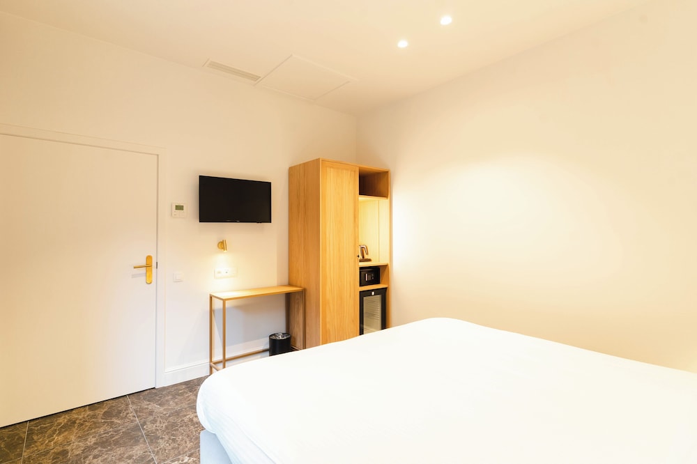 Deluxe Double Room - Photo 6
