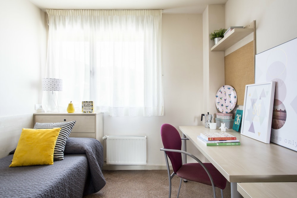 Studio, 1 Bedroom, Kitchenette