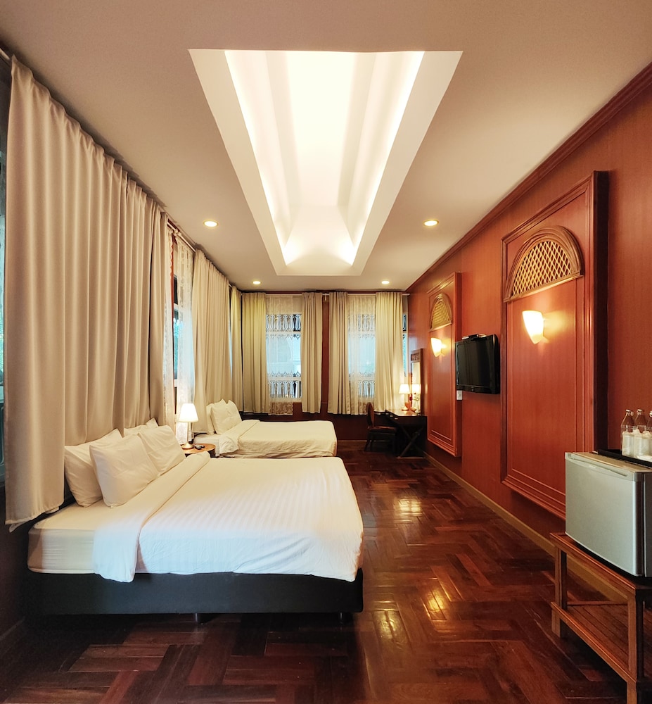 Quadruple Room A