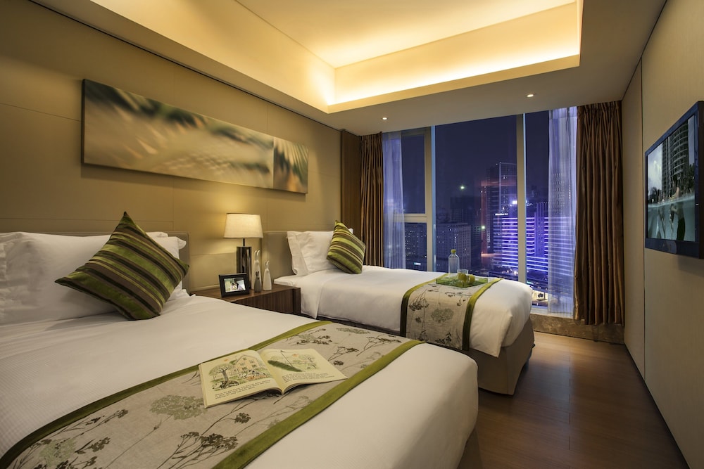 Premier Apartment, 3 Bedrooms, Kitchen, City View