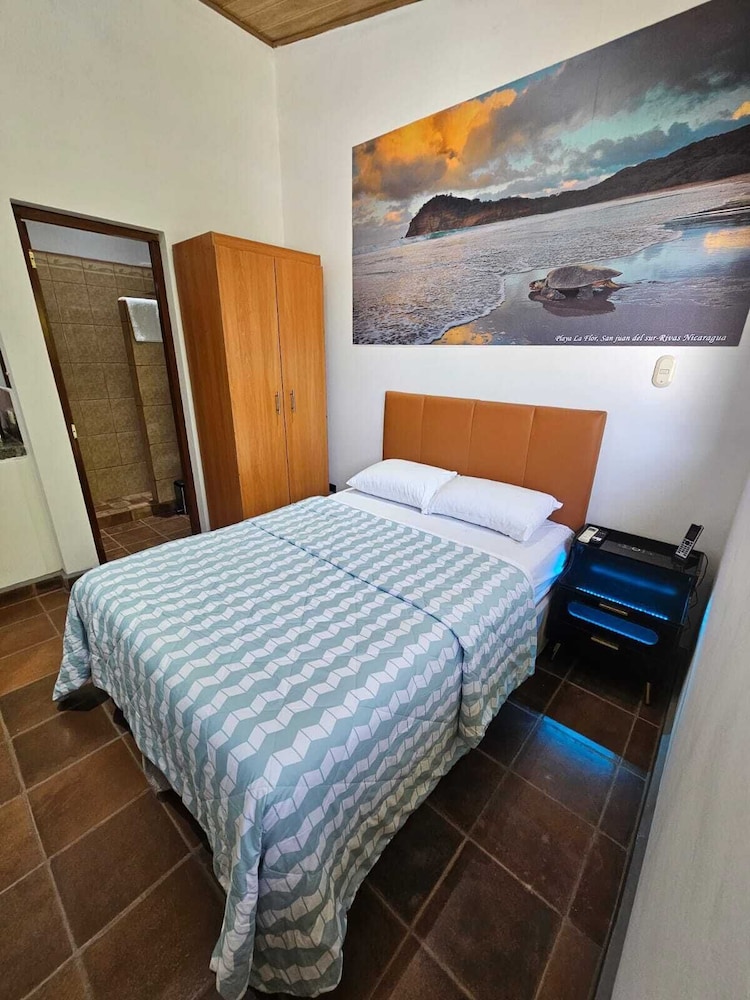 Comfort Double Room, 1 Bedroom, Air conditioning, Courtyard View photo 1