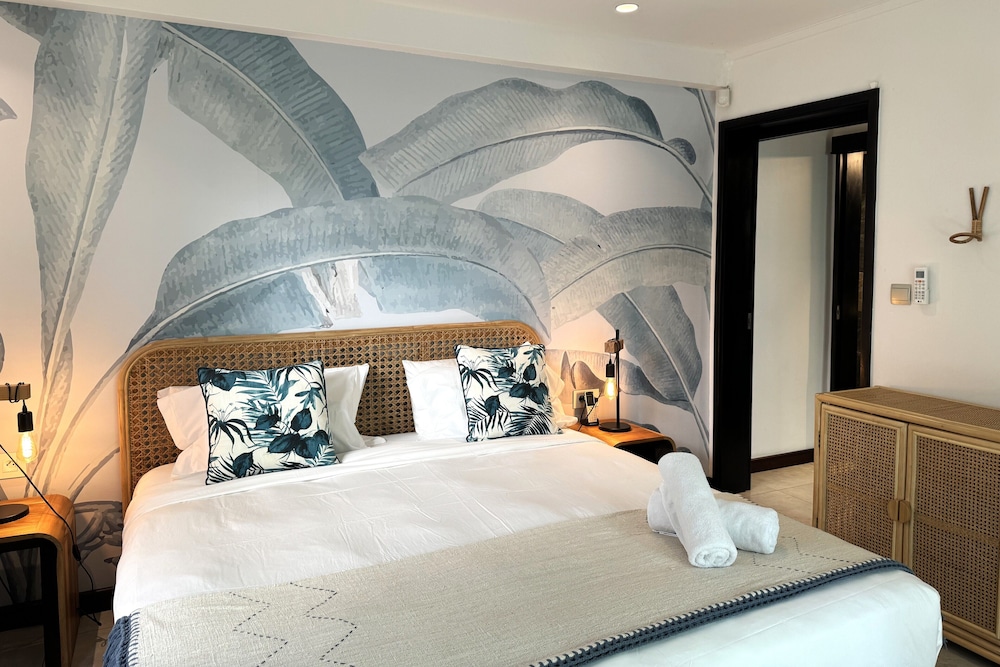 Luxury Studio, Garden View
