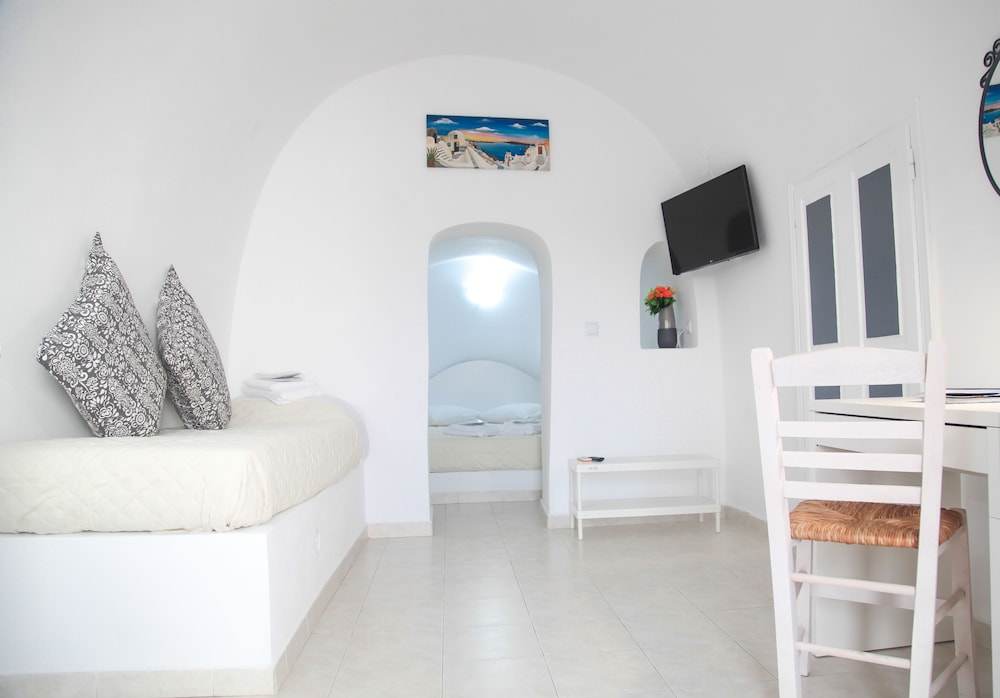 Studio, Sea View (2)