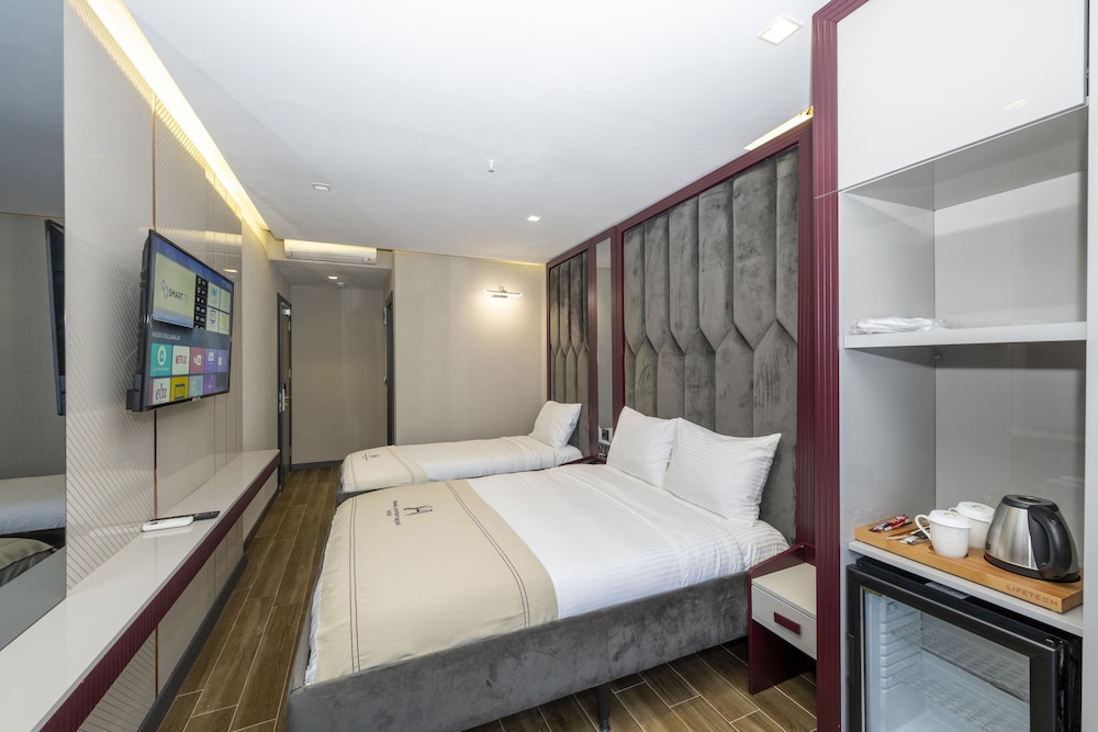 Deluxe Double or Twin Room - Photo 39
