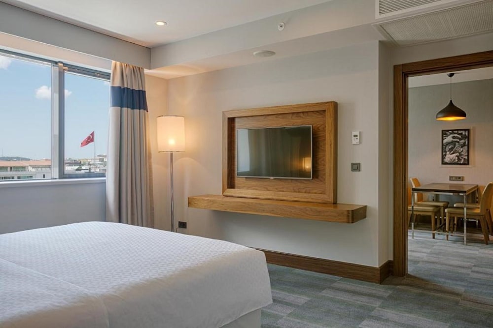 Business Suite photo 1